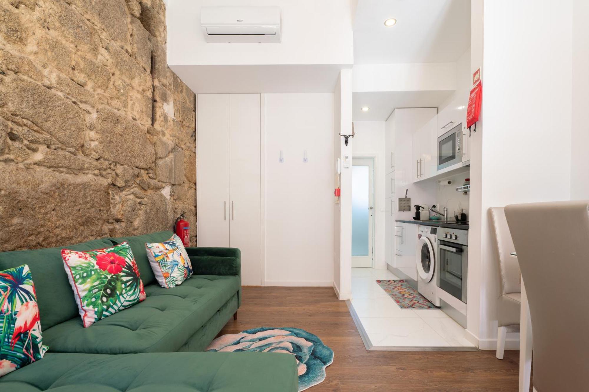 Central Cozy Stay 2 Ac Near Metro Porto Exterior photo