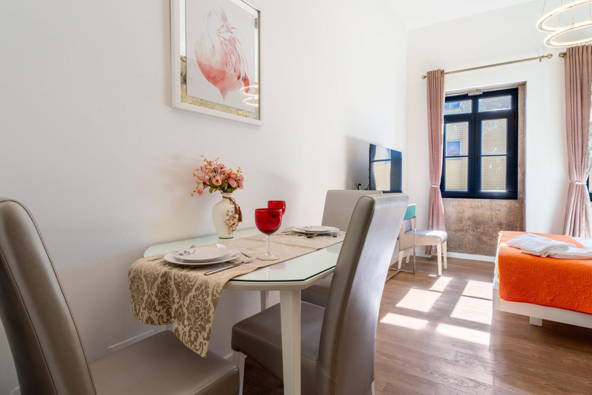 Central Cozy Stay 2 Ac Near Metro Porto Exterior photo